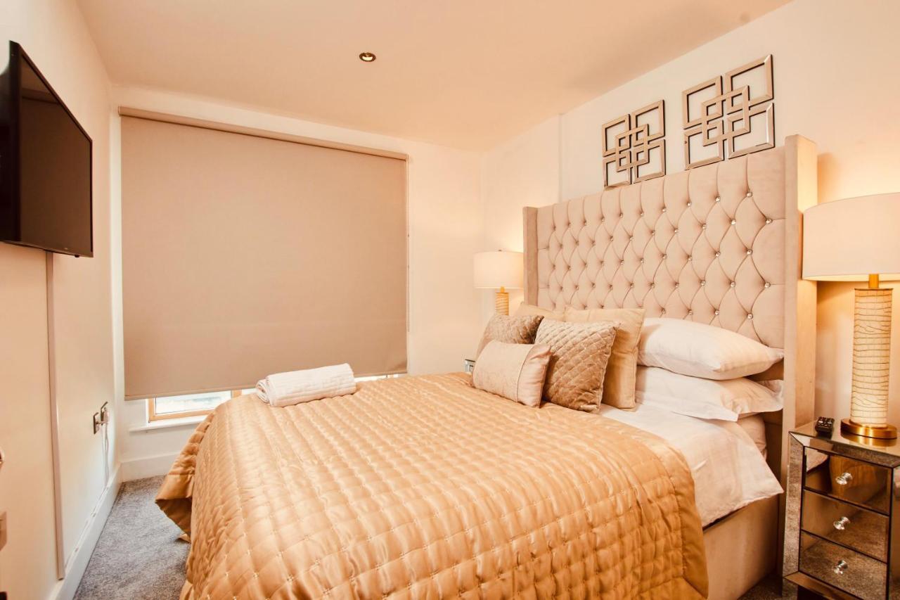 Primedoorstep Deluxe City Apt, River Canal View& Free Parking! Leeds  Luaran gambar